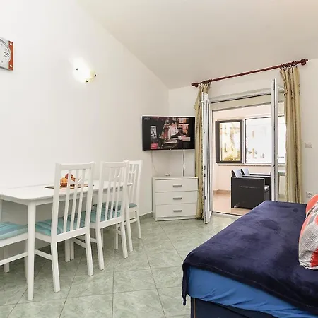 Fuer 3 Personen Ca 35 Qm In Pula, Istrien Istrische Riviera Apartament *
